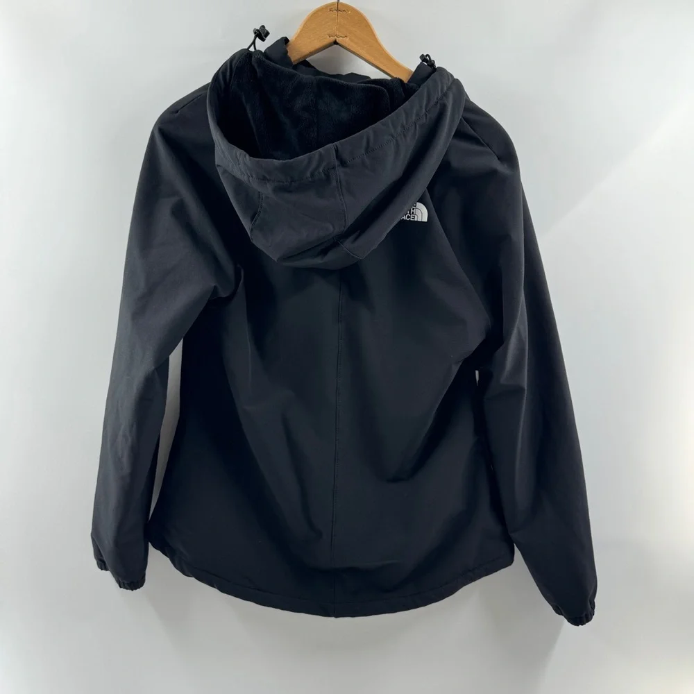 The North Face Black Softshell Jacket Women’s Large (Fits Like Medium) - Picture 8 of 9